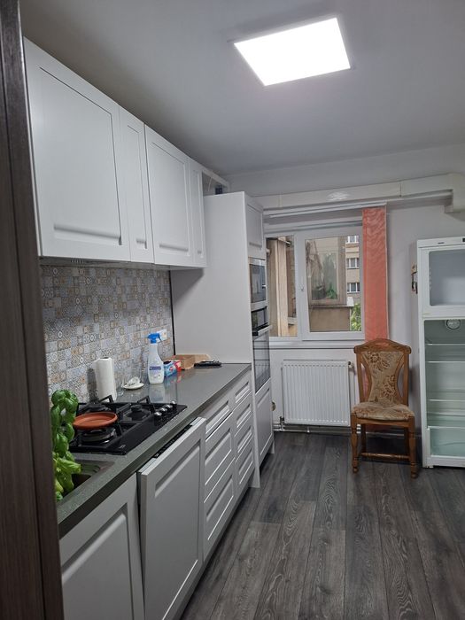 Închiriez apartament cu 3 camere - fără agenții  imobiliare,  va rog