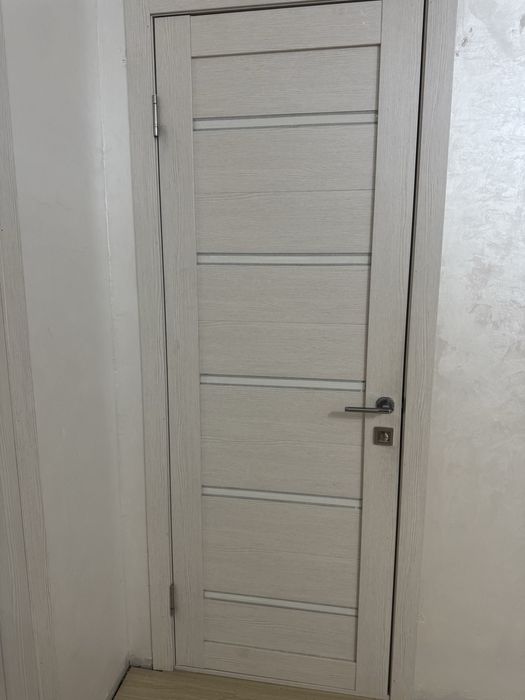 Есіктер бар. 1 есік 7000 тг