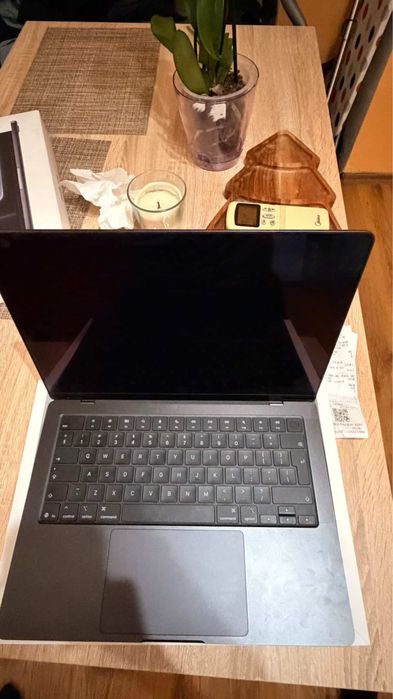 Macbook в гаранция