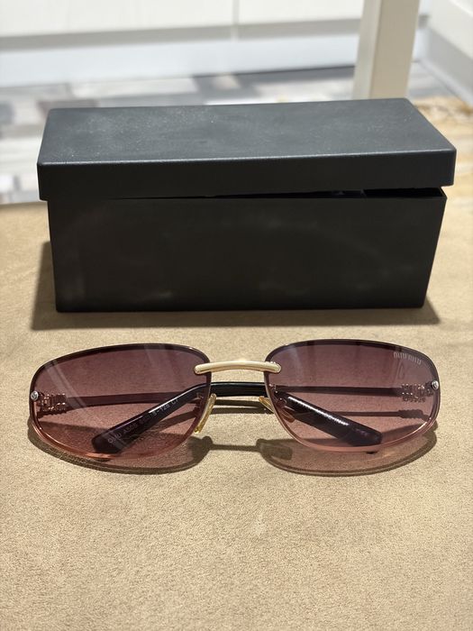 Слънчеви очила miu miu