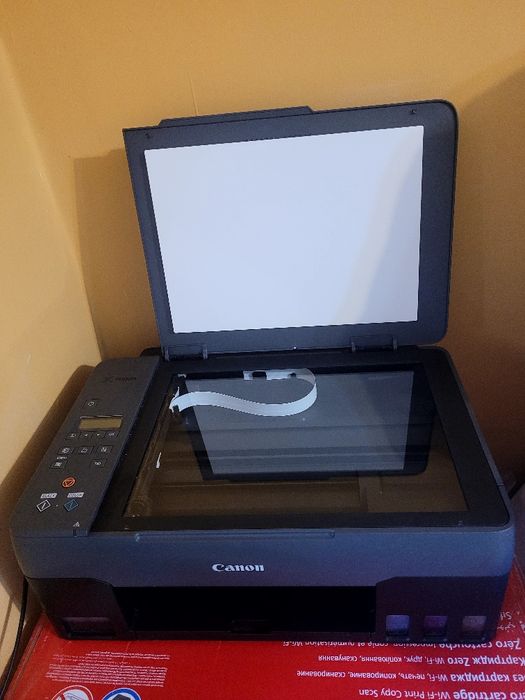 Продам цветной принтер canon