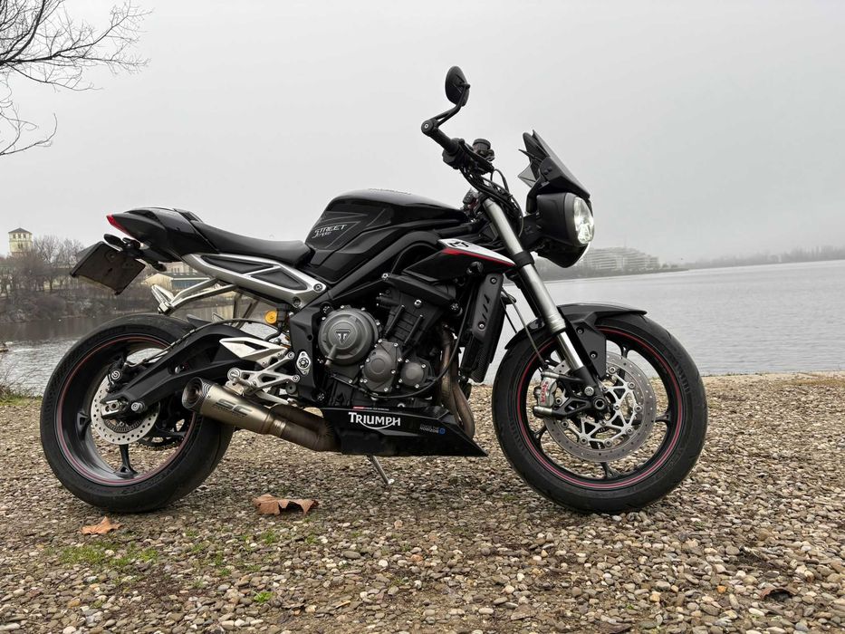 Triumph Street Triple 765 RS