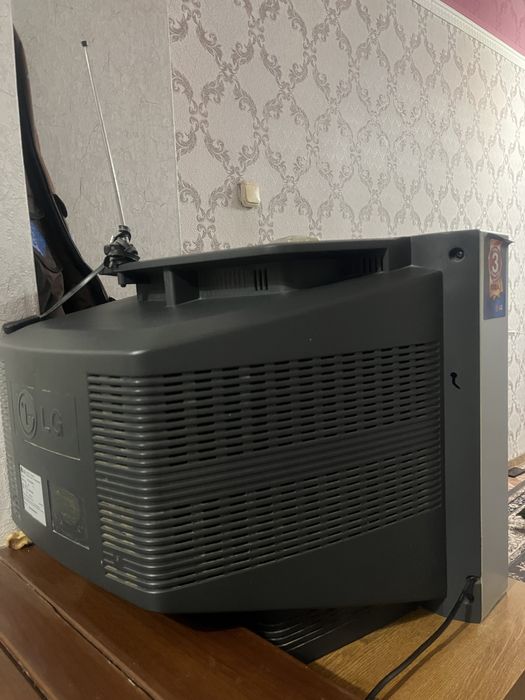 Продается телевизор