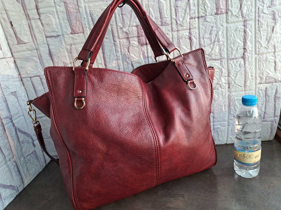 дамска чанта,голяма червена кожена торба Сhristian berg-естествена кожа