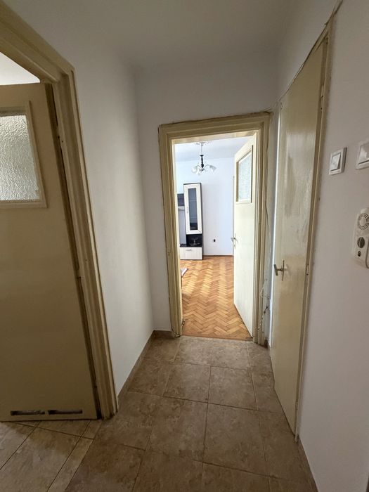 Apartament 2 camere semidecomandat