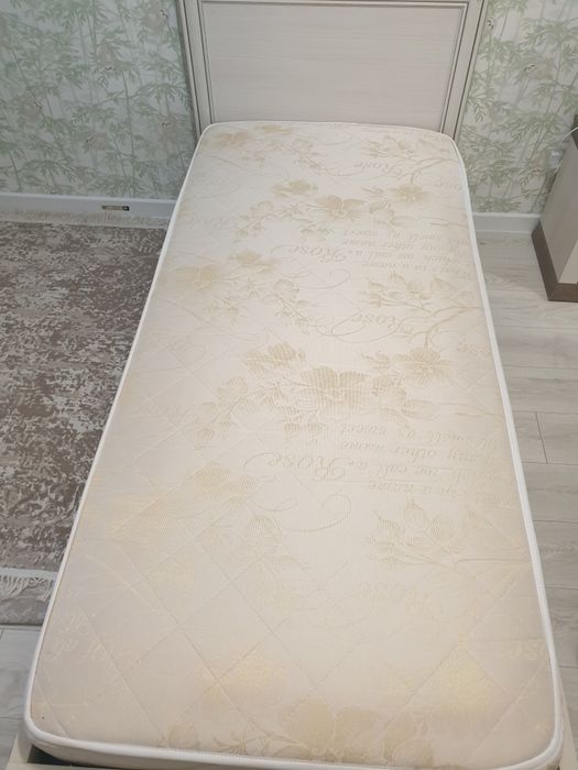 Продам кровать односпальная Тиффани