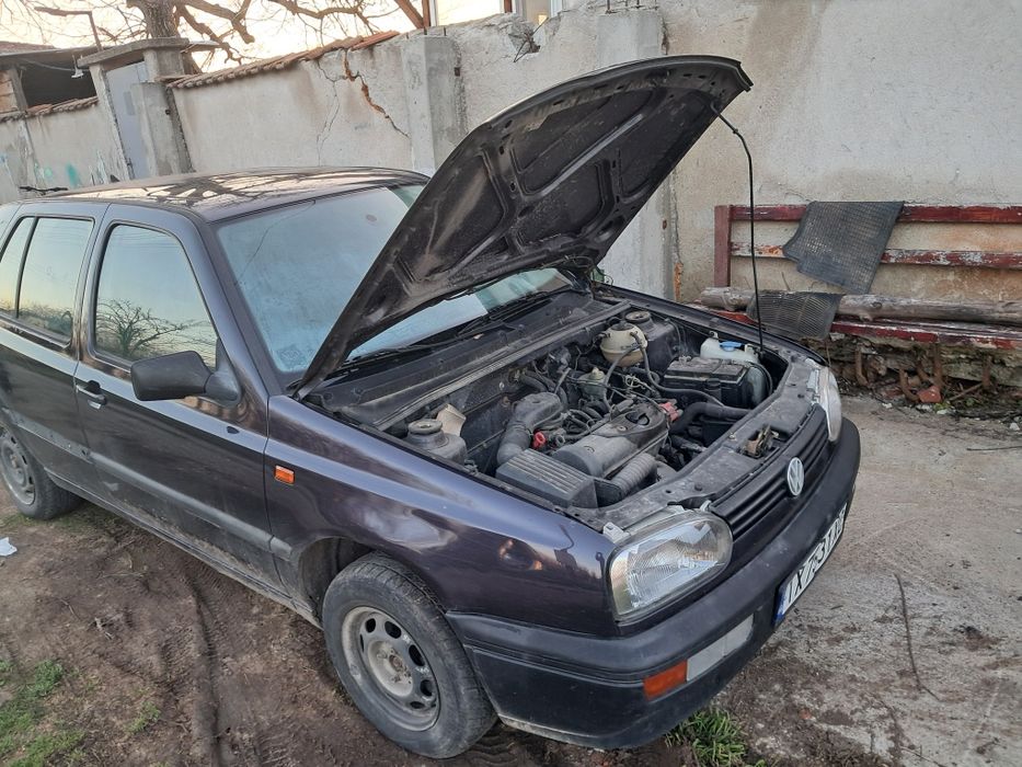Golf 3 бензин1.6