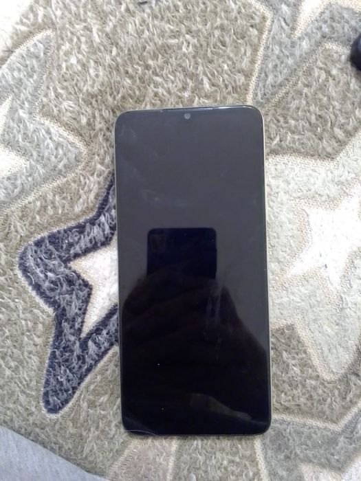 Продам телефон itel a70