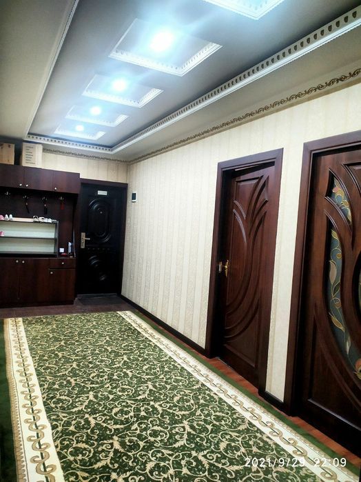 Qorasaroy 2 dom 11 kv 4 komnot 3 etaj 9 etajka 114 kvadrat