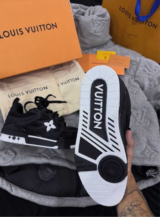 Louis vuitton skate black
