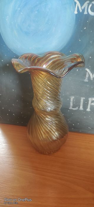 Комнатные вазы для цветов