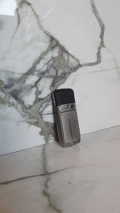 Vertu Ascent Ti  оригинален в идеално състояние