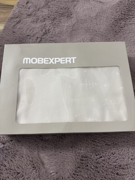 Fata de masa Mobexpert noua