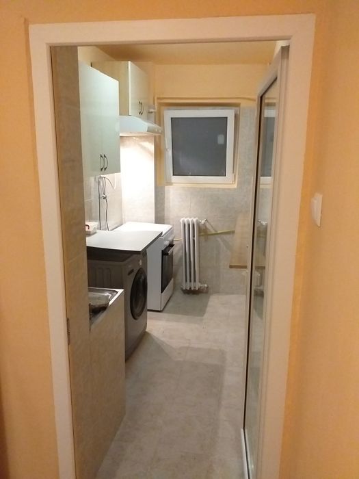 Vind apartament 2 camere  str  B Delavrancea