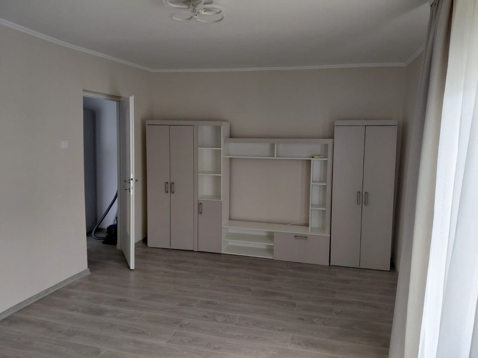 Dau in chirie apartament 2 camere Iosia