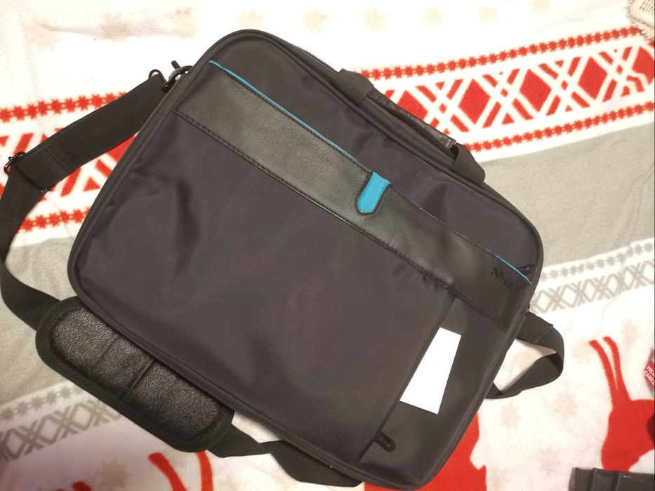Geanta laptop noua