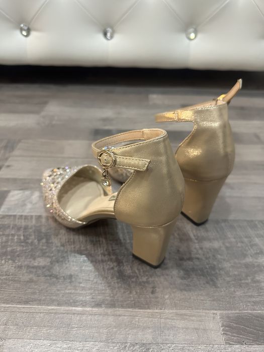 Туфли вечерние