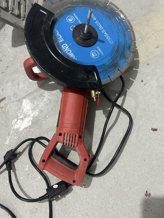 Диамантени и коронорежещи машини за бетон