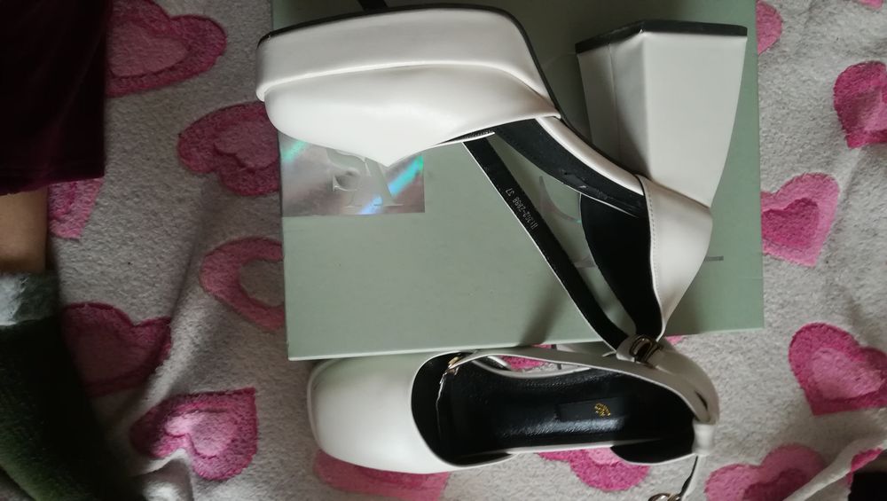 Продам продам продам туфли