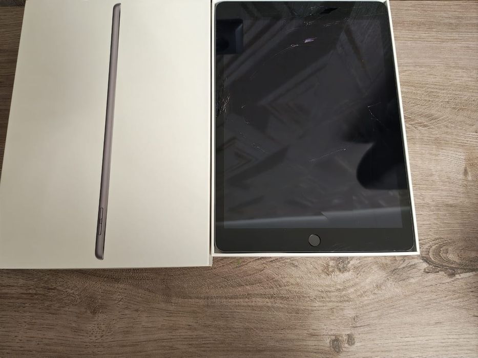 Ipad (9th generation) на зап части