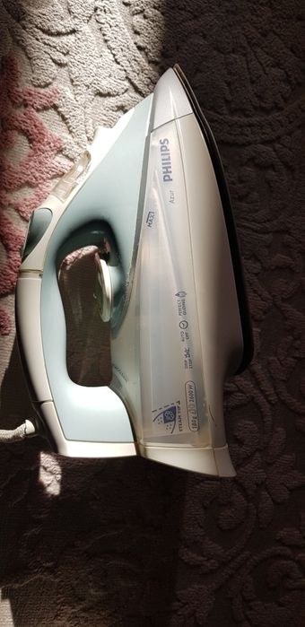 Продается утюг Philips