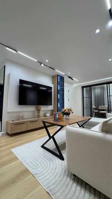 Чехова, кафе BON 3в4/4/4 (70м2) Евро Укомплектована