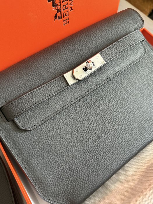 Продаю клатч Hermès Kelly Dépêches