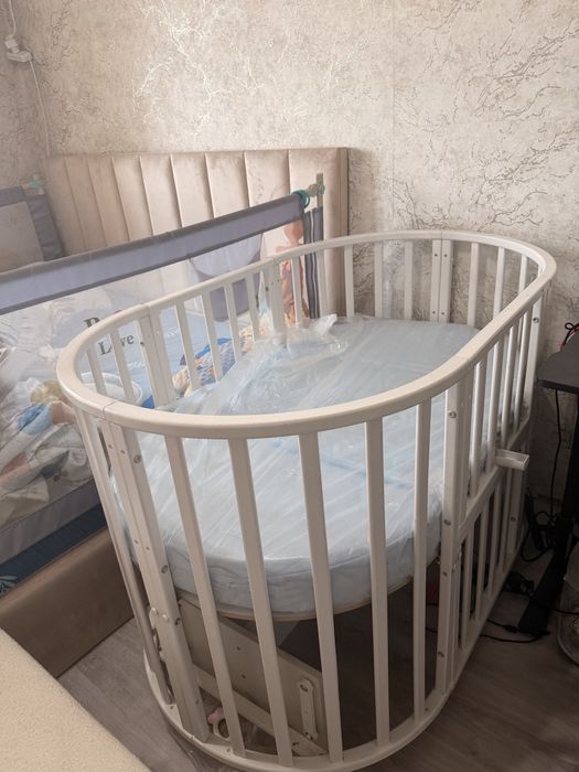 Продам детскую кроватку