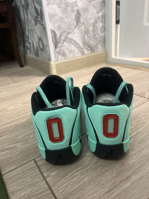 jordan tatum 4 обсалютно новые