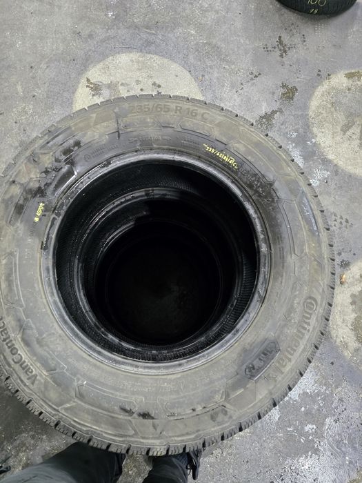 4x 235/65/16C M+S CONTINENTAL 2020 Stare excelentă