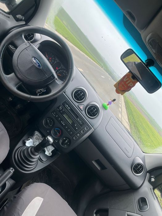 Ford Fiesta 2005 , acte la zi , motor 1.2 , fiscal pe loc