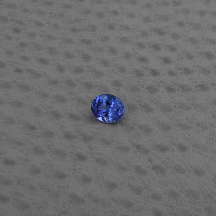 Tanzanit 1,03 ct.; 1,04 ct.  cod 8643