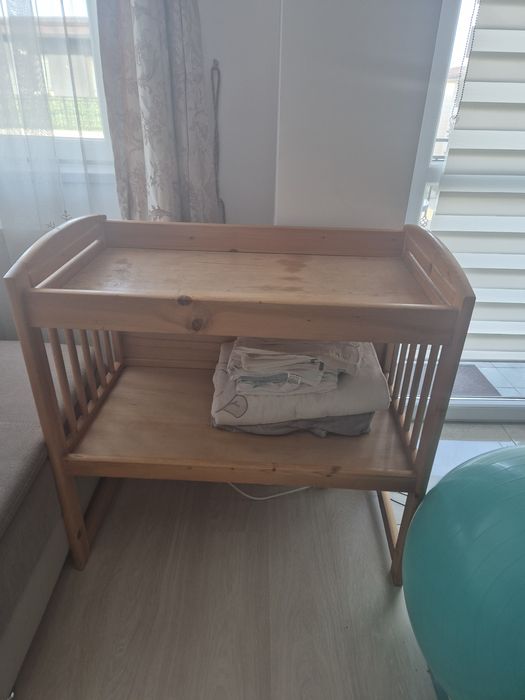 Masa de infasat bebe si scoica