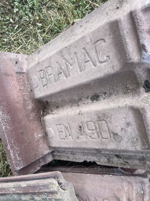 Vand tigla de creasta