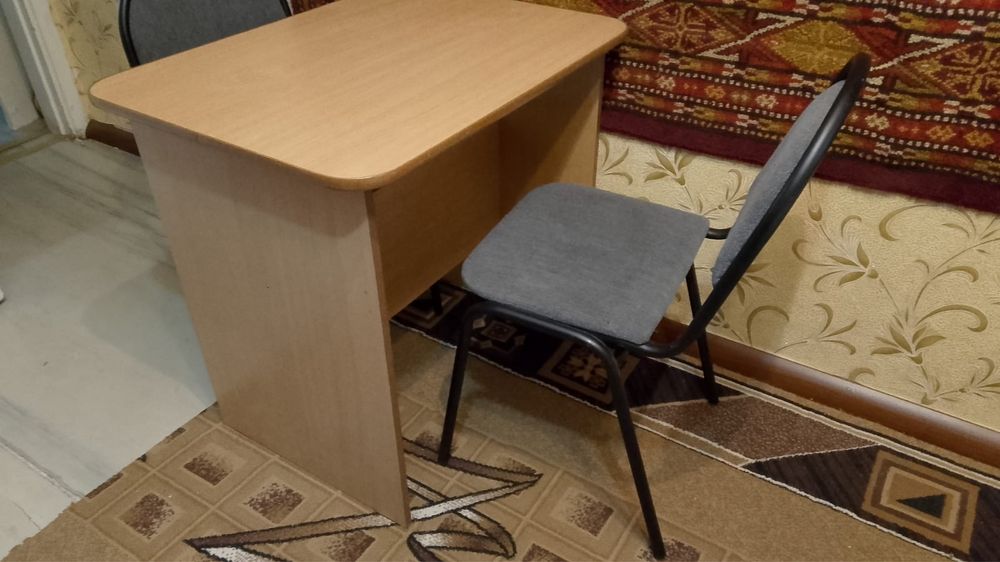 Продам стол за 6500