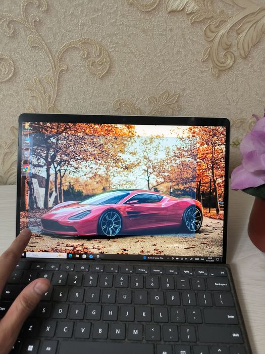 Microsoft Surface Pro 8 LTE