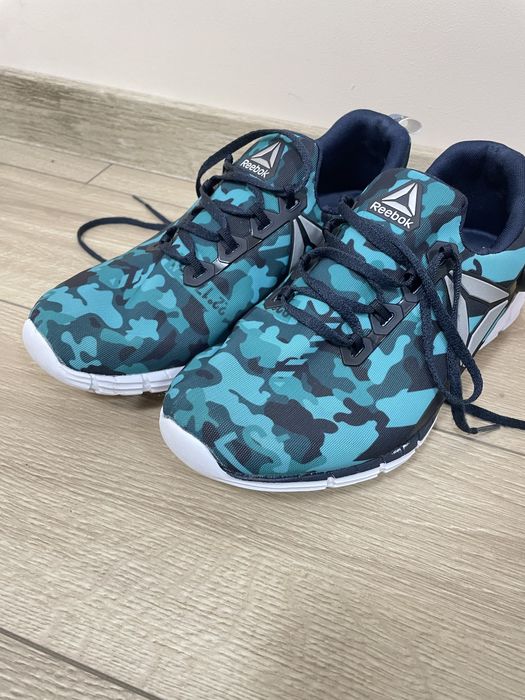 Маратонки Reebok pump