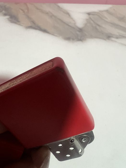 Brichega Zippo originala , a fost utilizatǎ dar functioneaza perfect