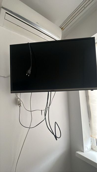 Продается телевизор , Ютуб интернет доступ есть