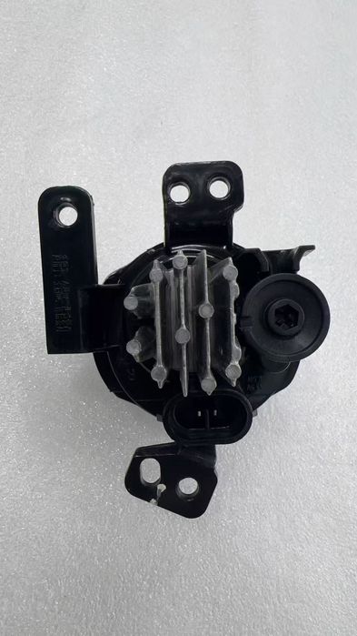 Фара противотуманная передняя левая Haval H6