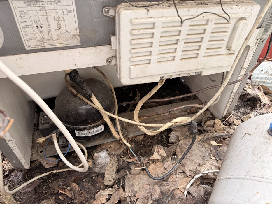 Продам холодильник