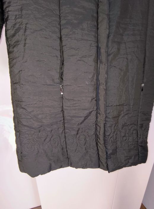 De vânzare paltonaș și geaca