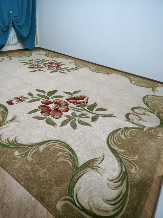 Продам ковер 40000