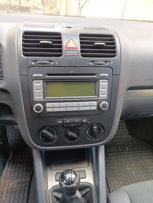 Auto golf 5 2004
