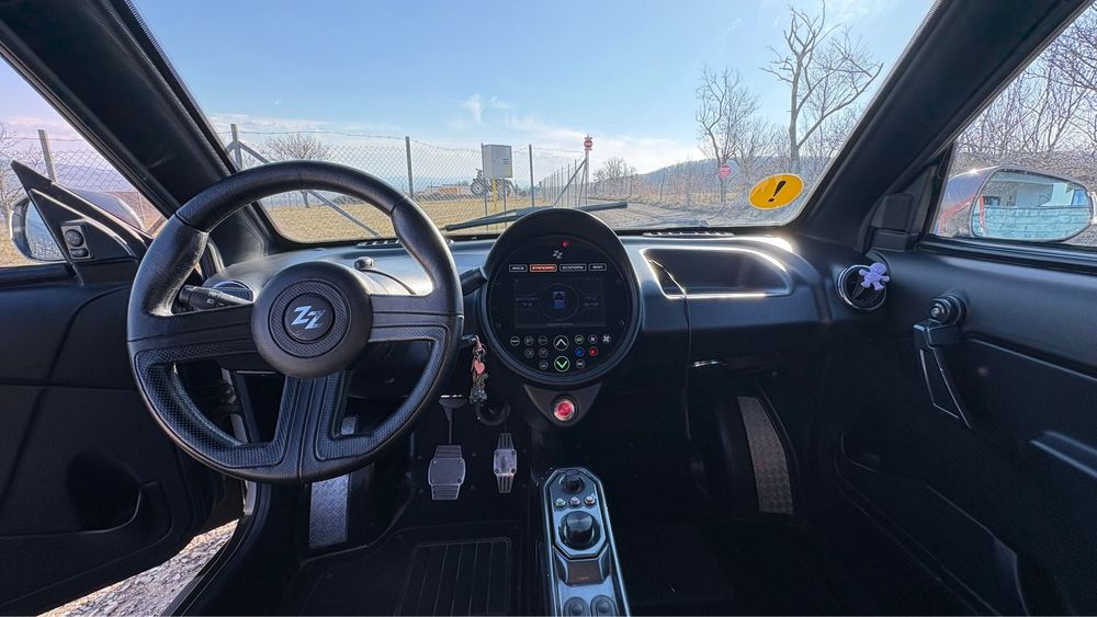 Vand Masina Tazzari Electric