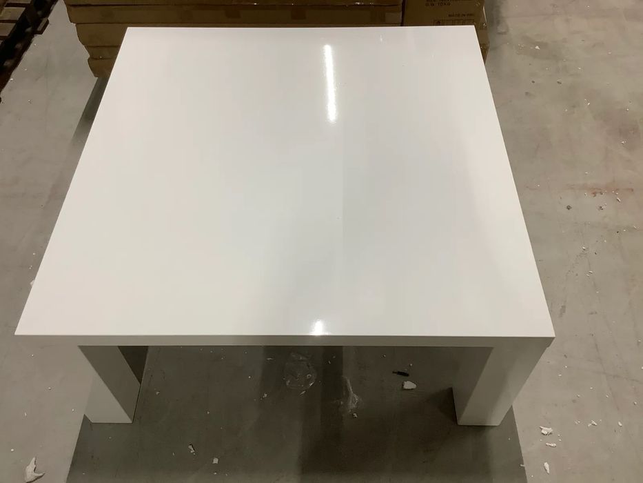 Masa living noua alba