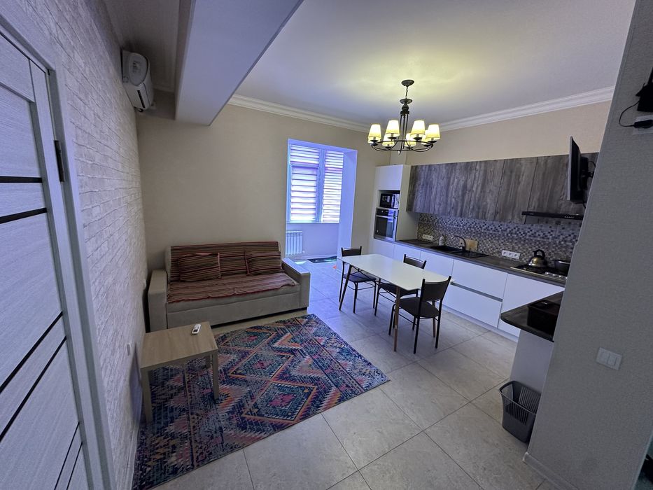 Продам большую двухкомнатную квартиру в Сергели