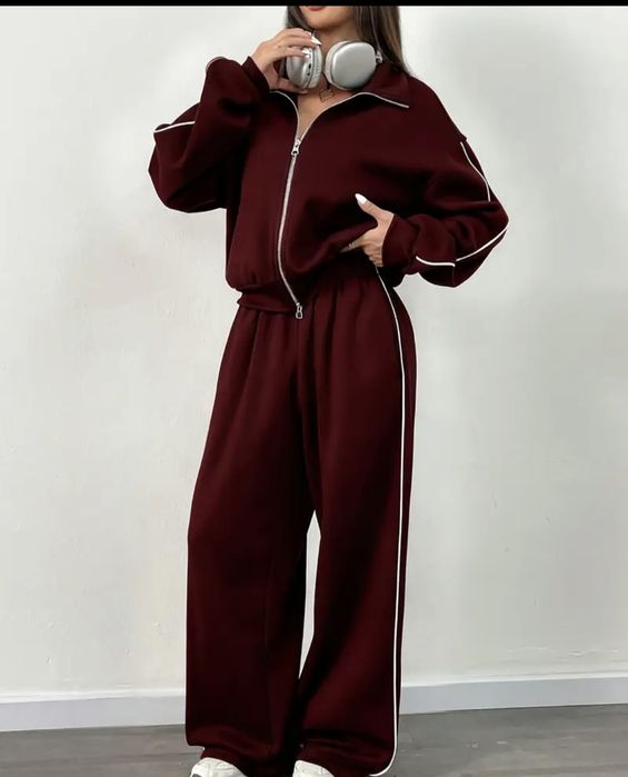 Костюм женский новый