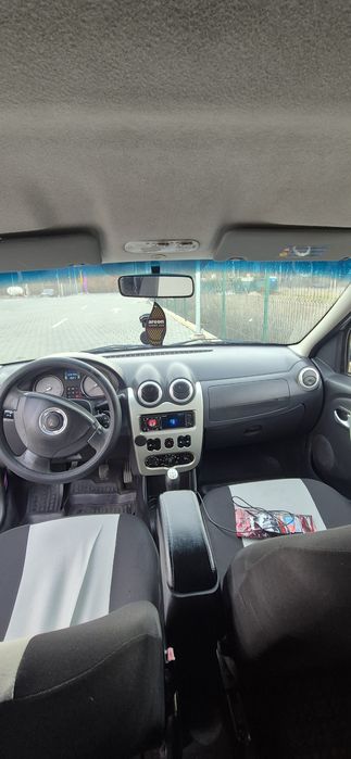 Vând Dacia logan 2013