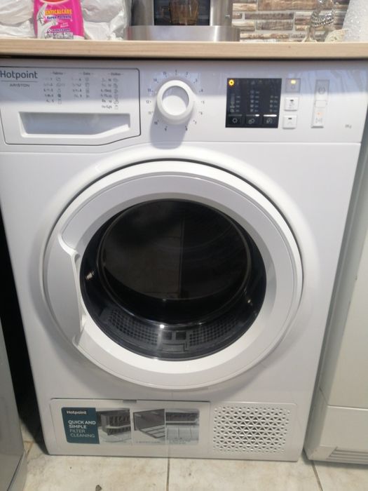 Сушилня Ariston Hotpoint 8kg модел-ntm1081eu